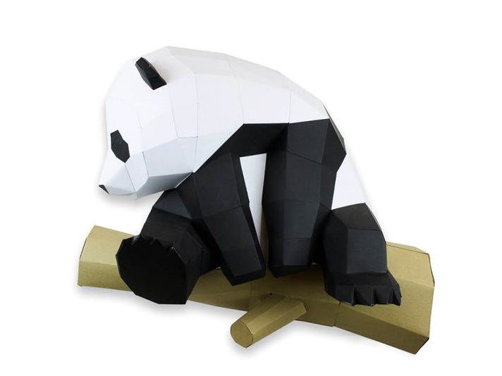 Le Grand Panda sur branche en papier 3D